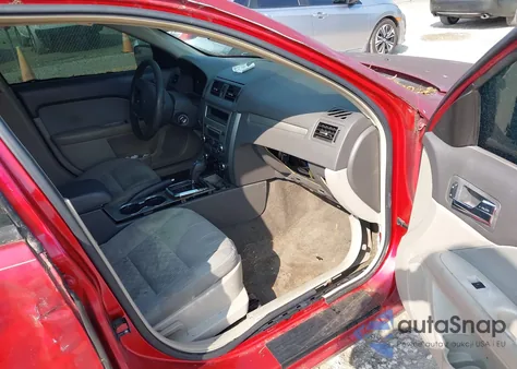 2012 Ford Fusion S из США, поврежденный, VIN 3FAHP0GA9CR433629